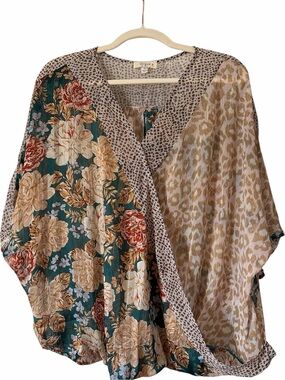 UMGEE chiffon shimmer wrap top